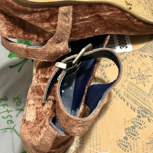 Mystic Mary Jane velvet flats. - Picture 3 of 7